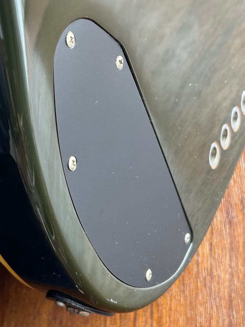 【美品】【貴重】Fender セミホロウタイプのフレットレスベース