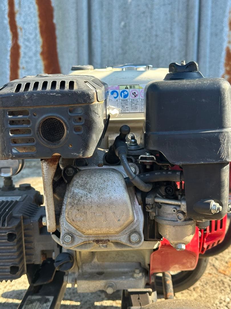 2. スーパー工業 エンジン式高圧洗浄機 SEC-1310 本体 & 給水ホース
