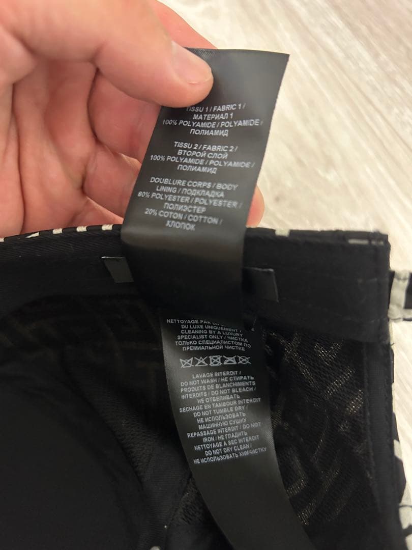 【jtjdmt】美品BALMAINバルマン モノグラム 総柄 キャップ