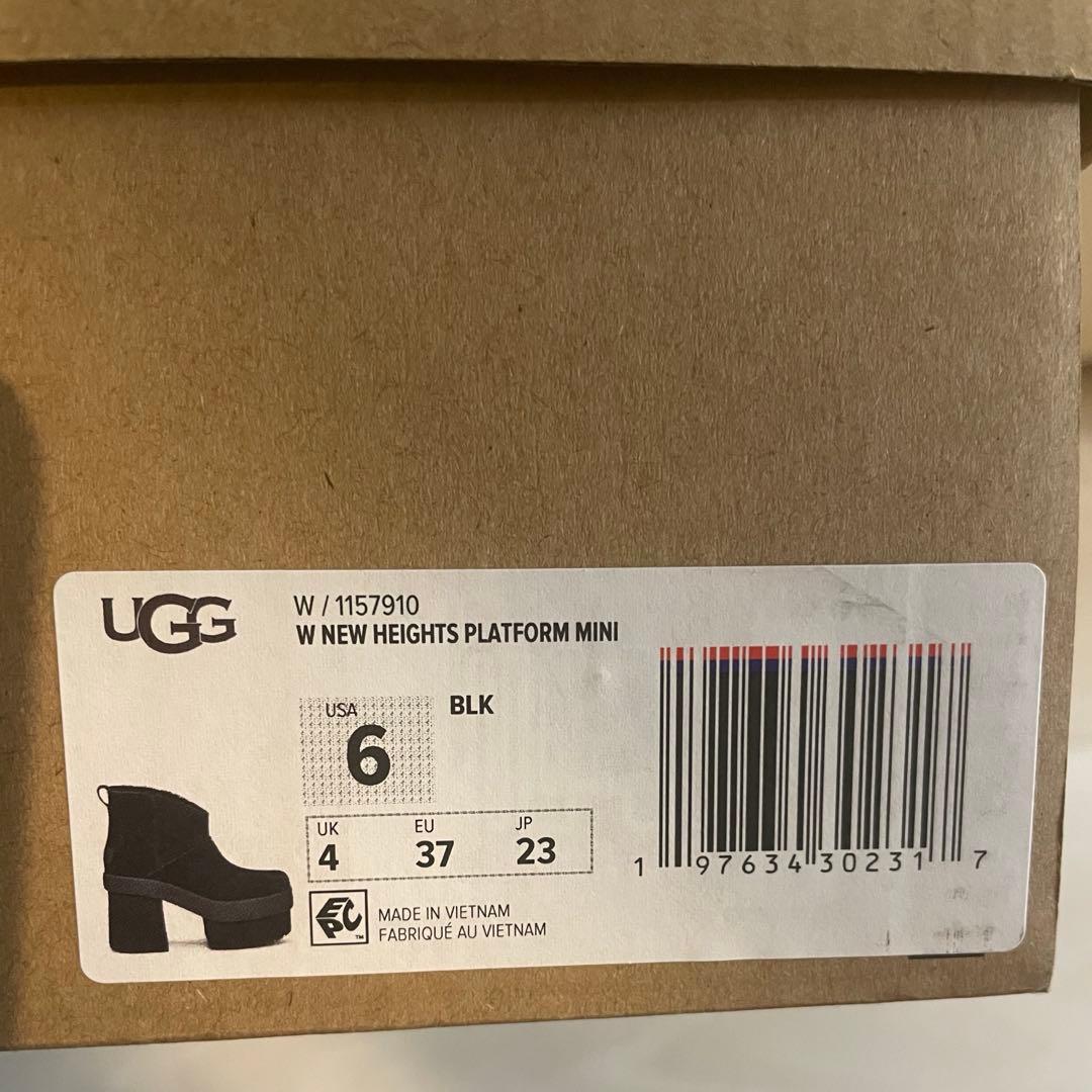 UGG ショートブーツ　ニューハイツ