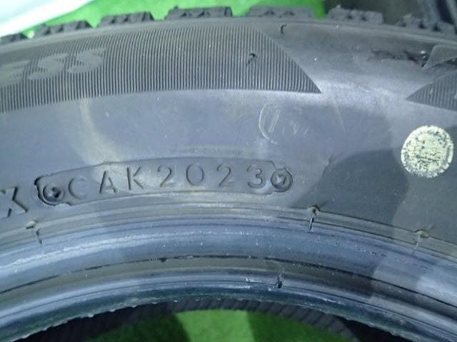 B1031【送料無料】スタッドレスタイヤ 165/65R14 4本セット