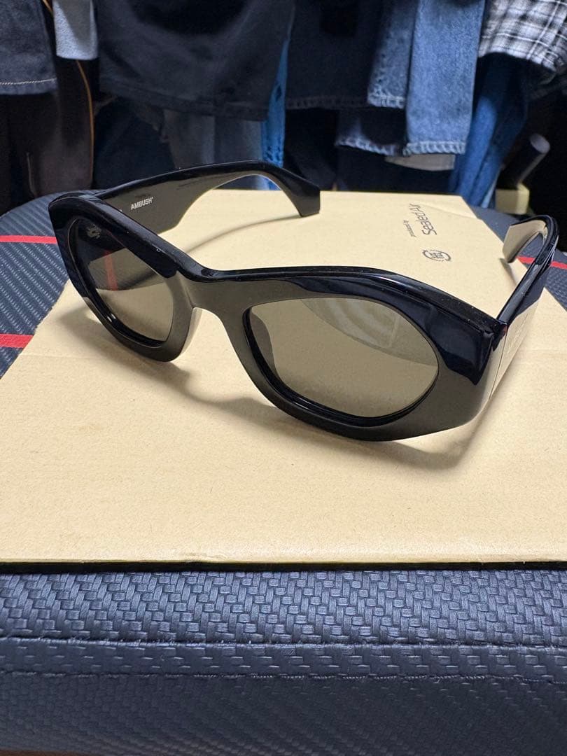AMBUSH ブラック サングラス アシンメトリック