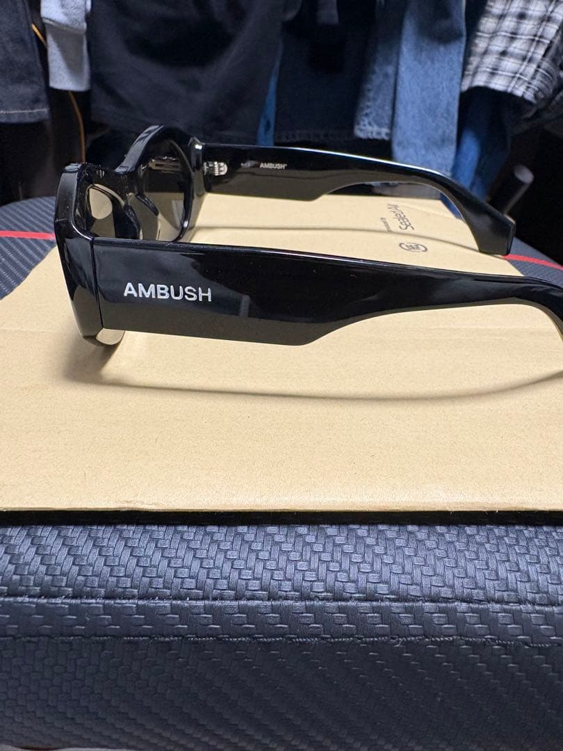 AMBUSH ブラック サングラス アシンメトリック