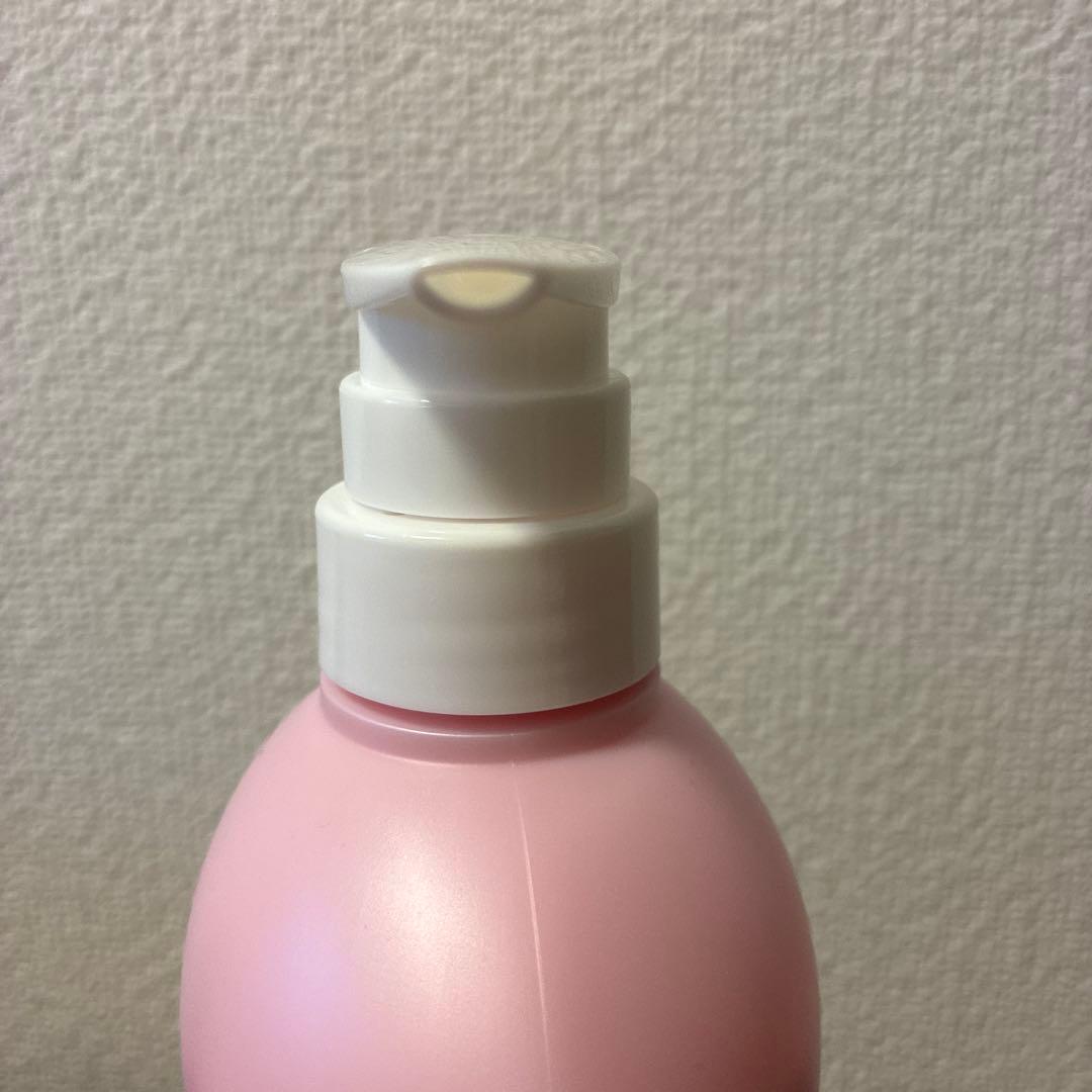 ⭐️新品未使用パーリーデュー　美バディトリートメントミルク　760ml①