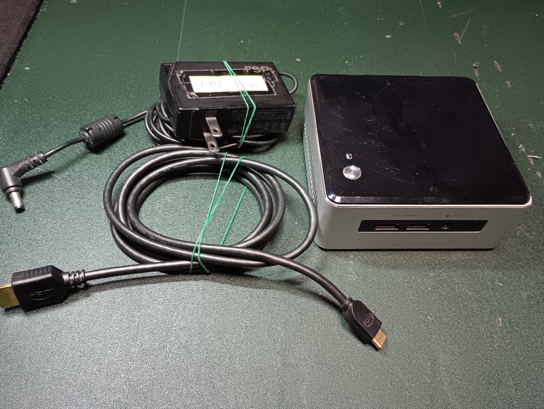 【中古】Intel NUC NUC5i7RYH Intel ※初期化済み