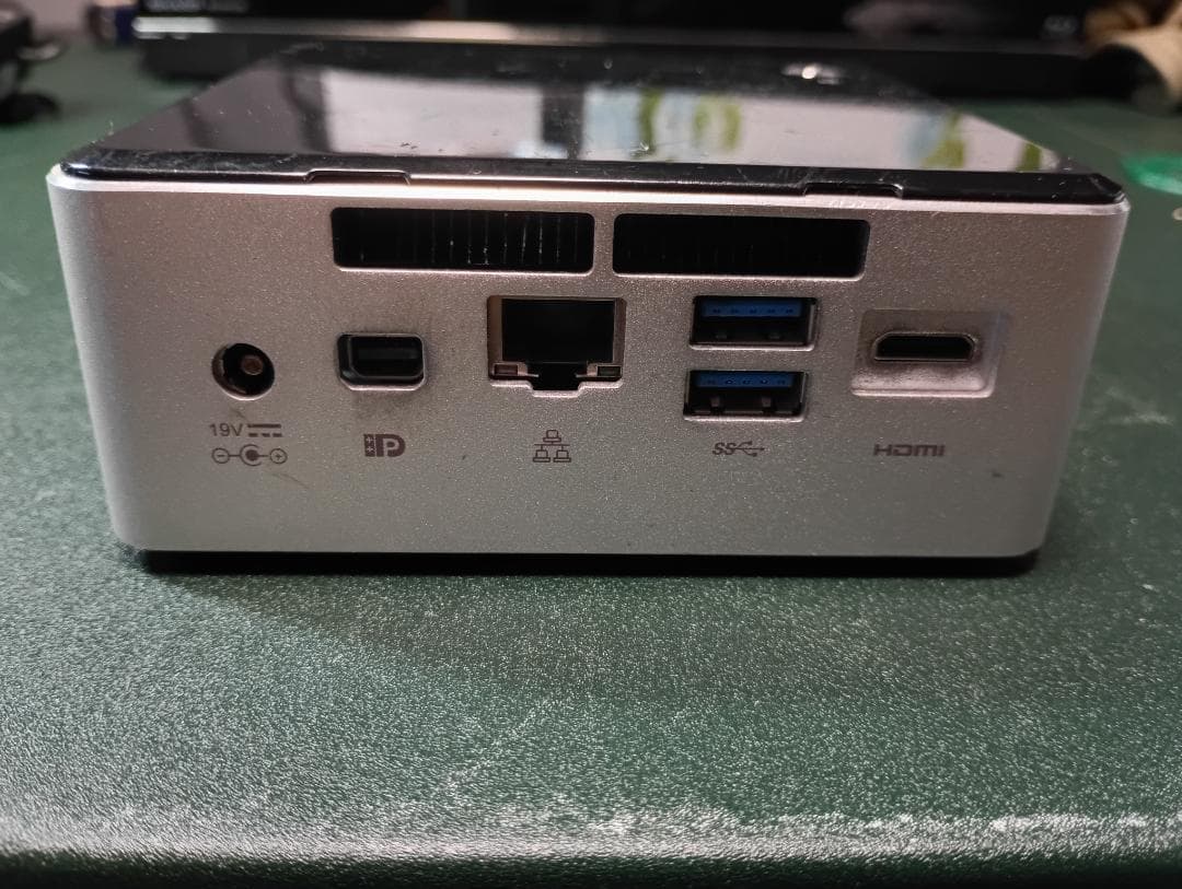 【中古】Intel NUC NUC5i7RYH Intel ※初期化済み