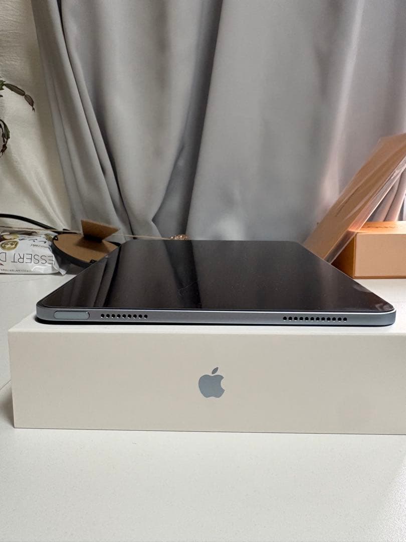 Apple iPad Air 256GB M4 Wifiモデル　11インチ　美品