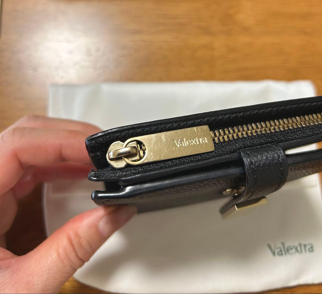 お値下げ♡VALEXTRAヴァレクストラ　スナップウォレット二つ折り財布 黒