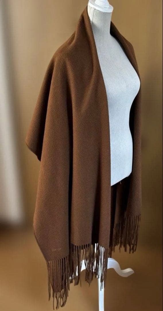 HERMES エルメス　ポンチョ　カシミヤ
