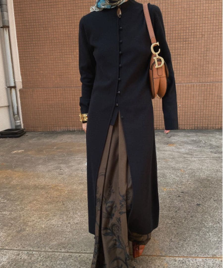 【美品】 AMERI HALF OPEN LONG TOP
