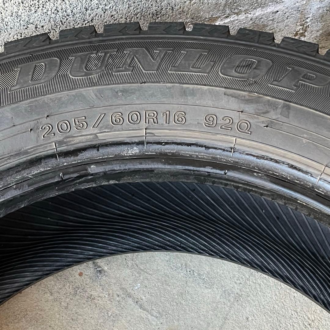 205/60r16 スタッドレスタイヤ 4本