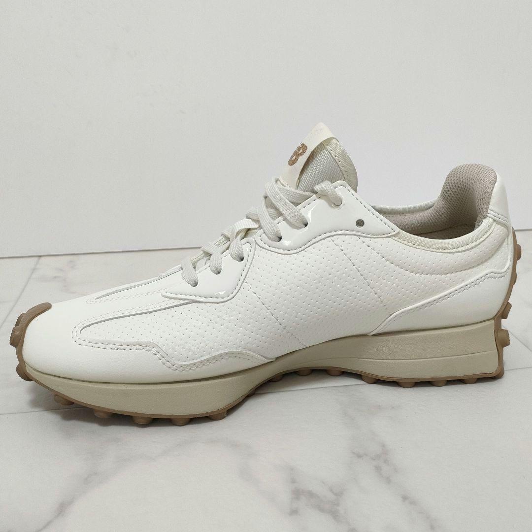 【美品】ニューバランスゴルフ　スパイクレスシューズ　WGS327AB　23.5