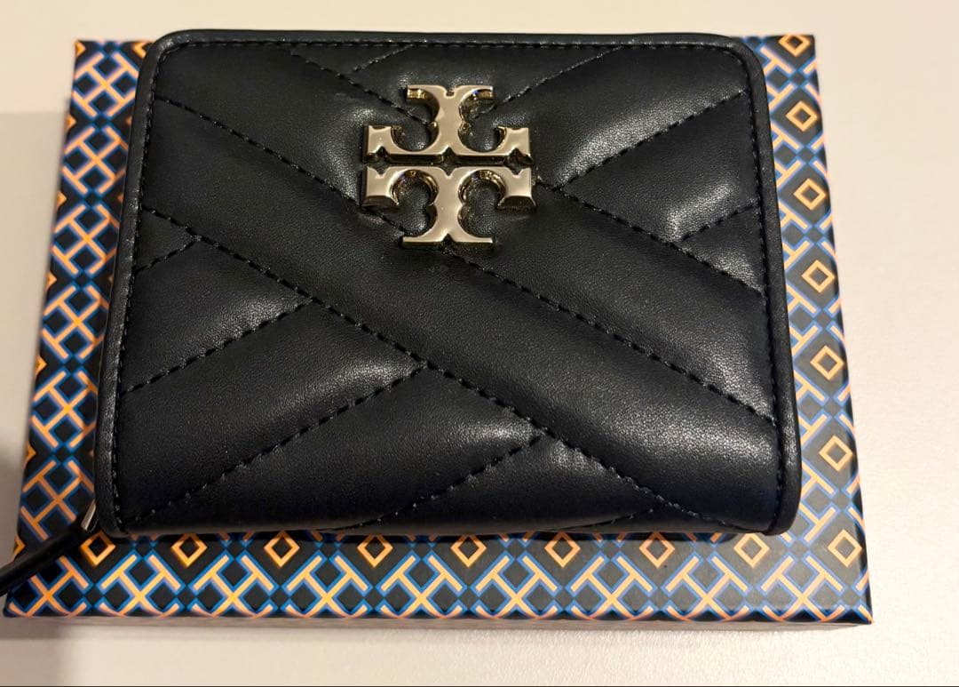TORY BURCH KIRA 二つ折り財布