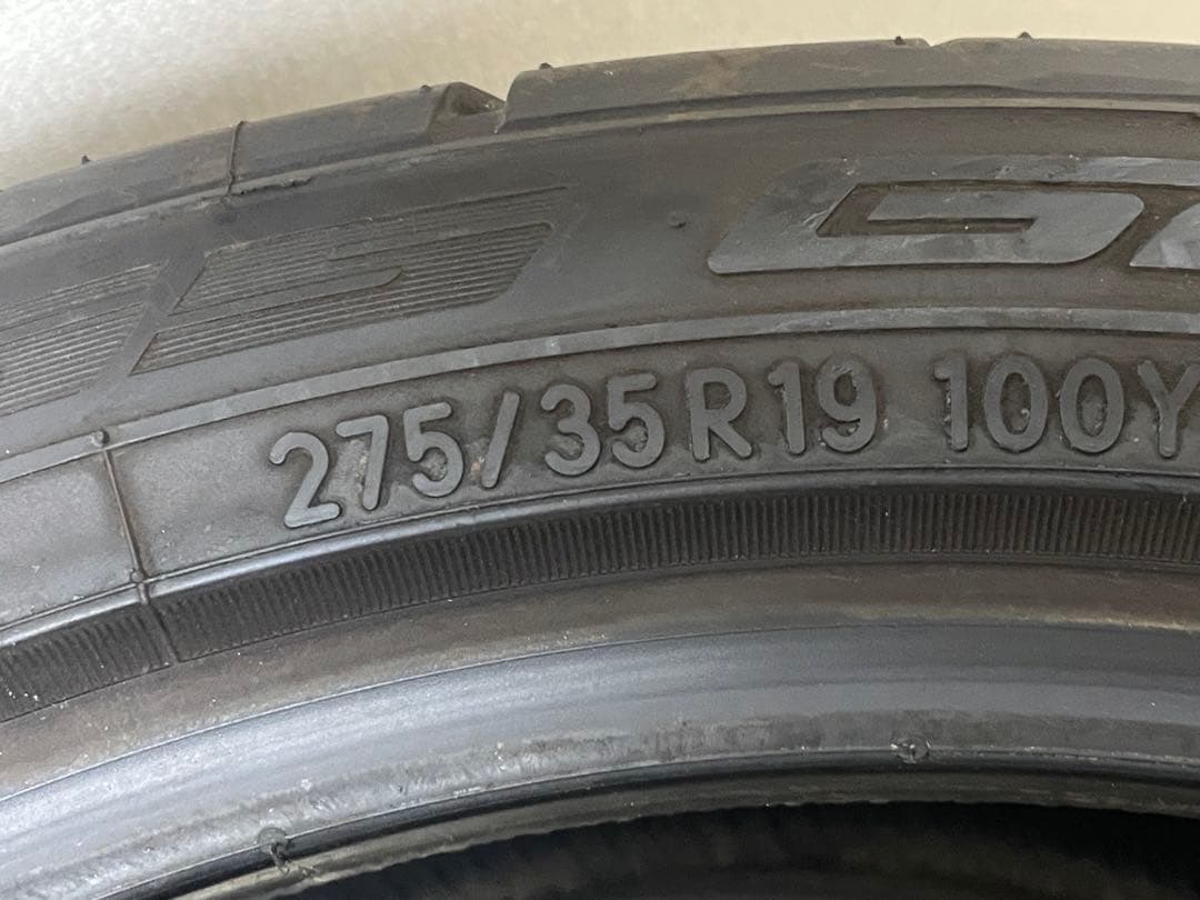 ニットー　Nitto 275/35R19 スポーツタイヤ 4本セット
