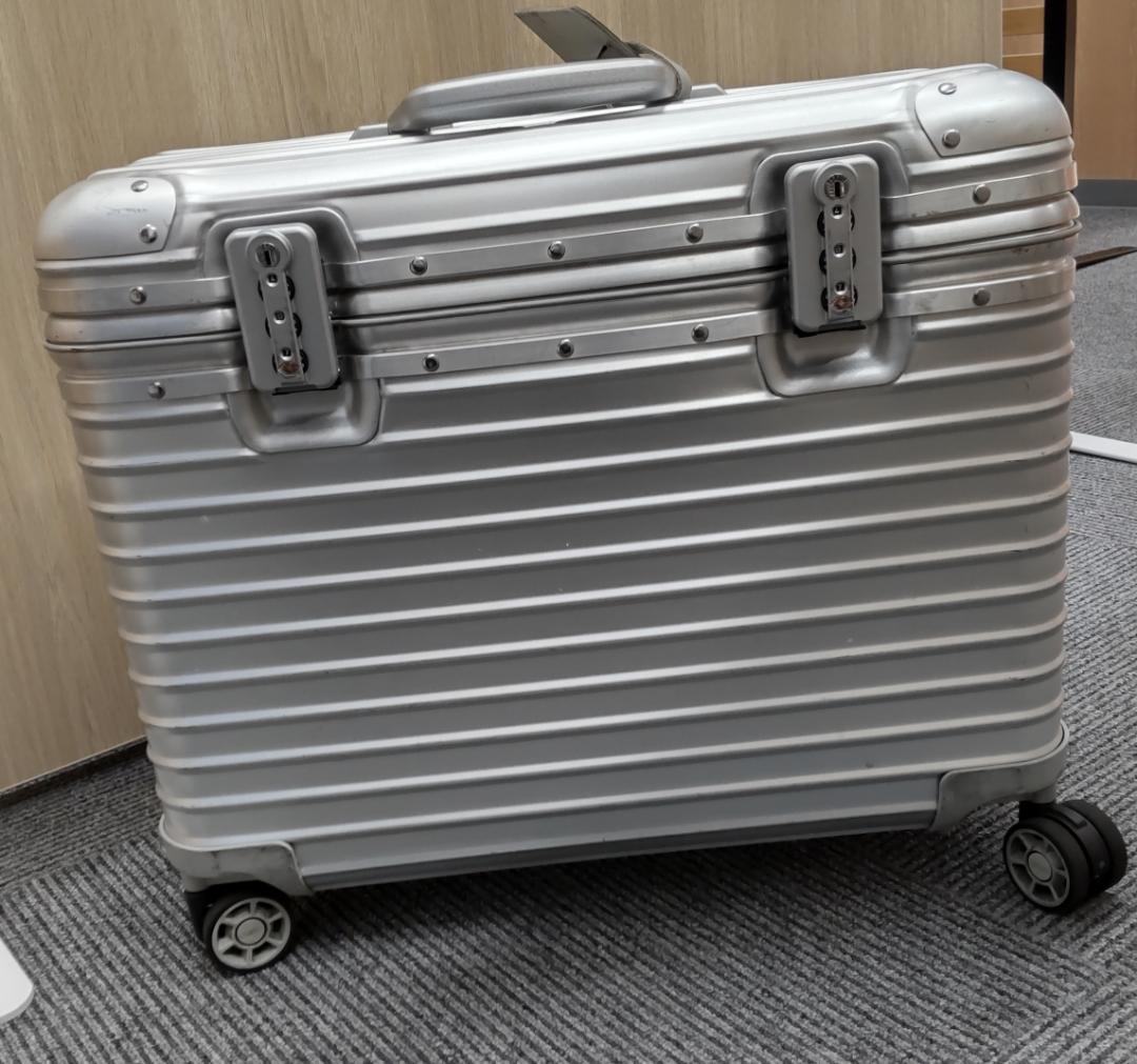 【値下】RIMOWA リモワ 4輪 Pilot Multiwheel パイロット