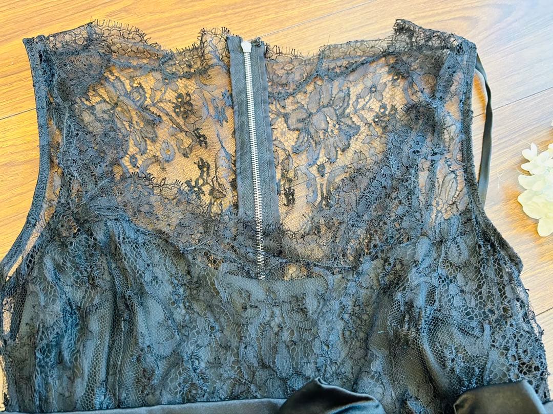 新品未使用タグ付き！ Dolce & Gabbana レース ワンピース