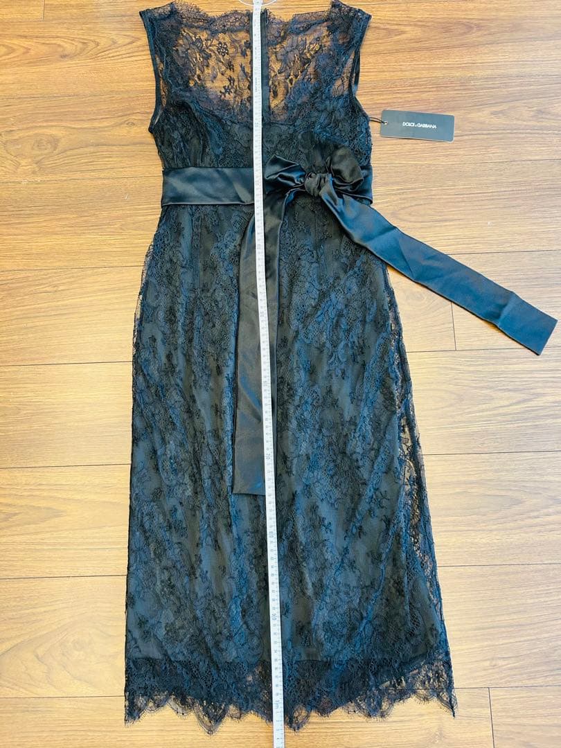 新品未使用タグ付き！ Dolce & Gabbana レース ワンピース