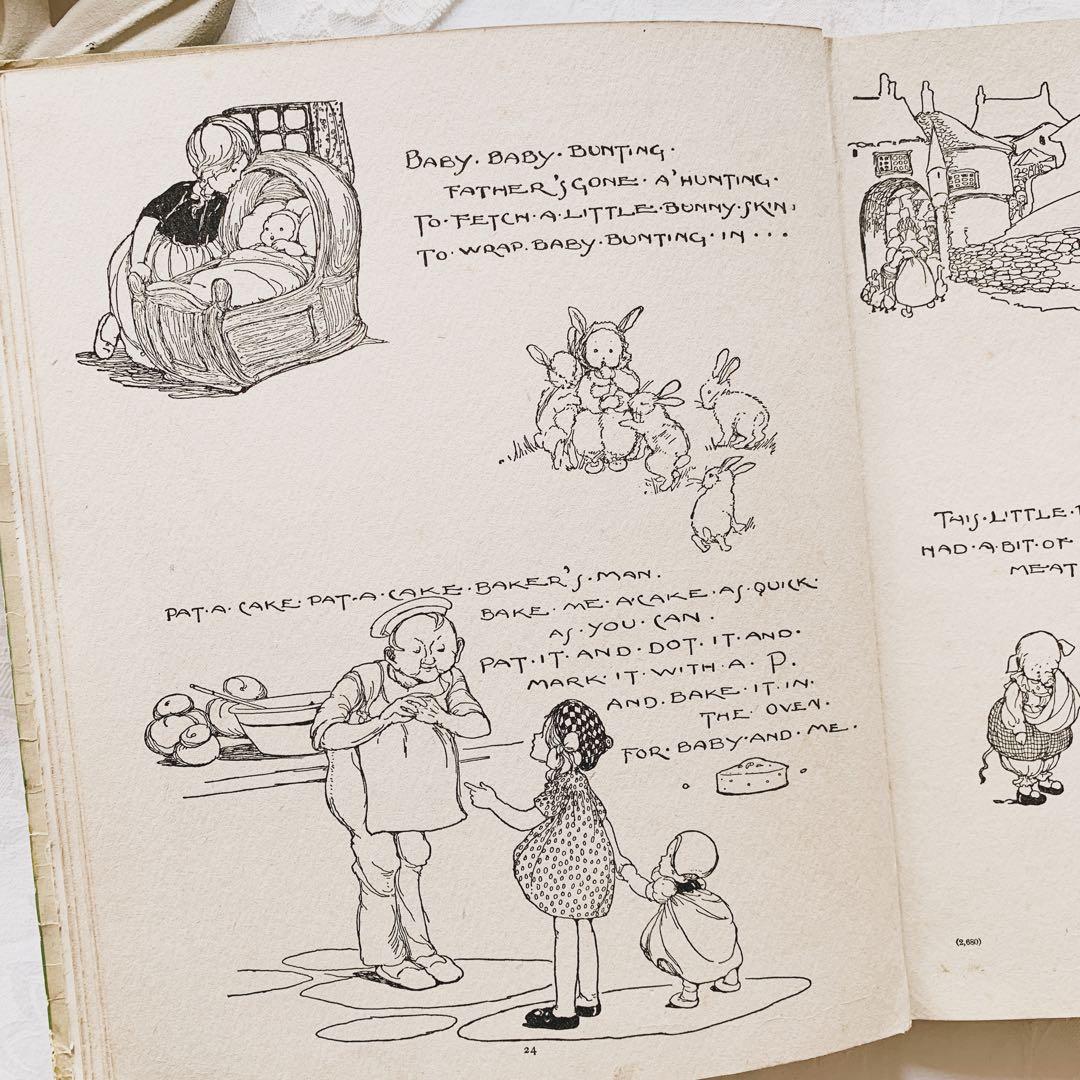 貴重な挿絵と装丁も可愛い꙳⋆英国の古い児童書　ビンテージ古書　洋書　絵本
