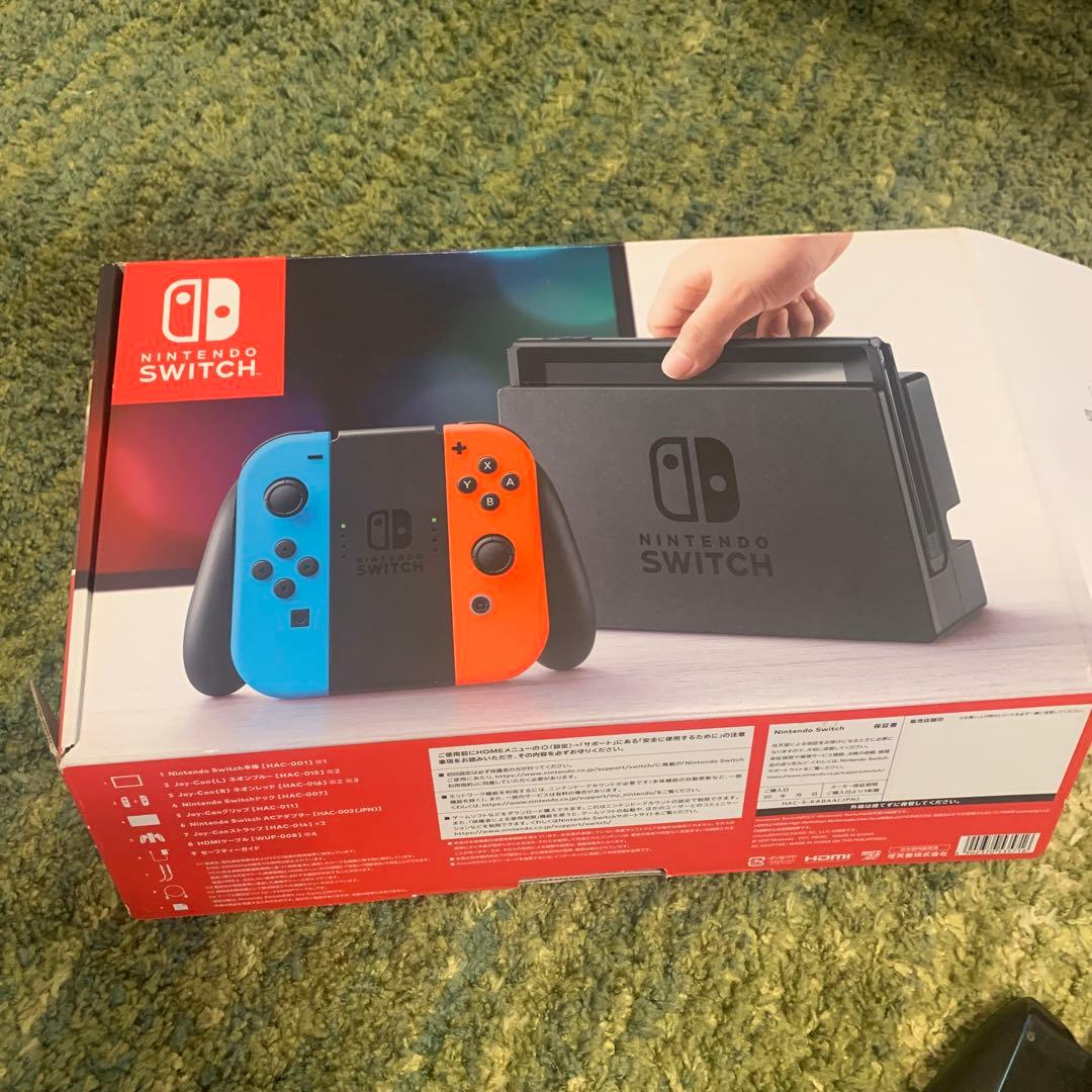 タ*ン様 Nintendo Switch 起動確認済み 箱、充電器つき