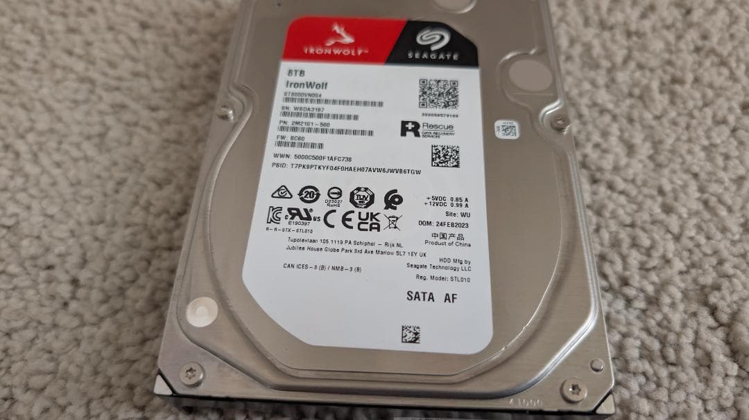 【美品】Seagate IronWolf 8TB ST8000VN004