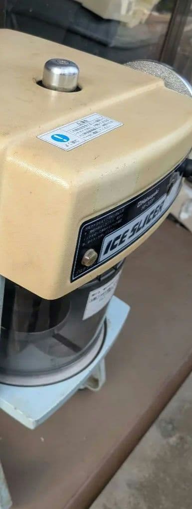 福*い様 即購入OK かき氷機　業務用電動式　動作済　ジャンク扱い　初雪　SWA