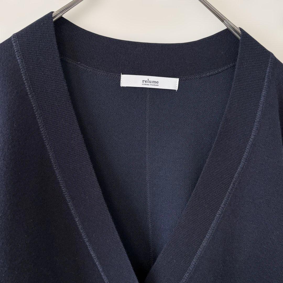25AW レリューム コットンカシミヤミックスダブルニットVネック 紺 金ボタン