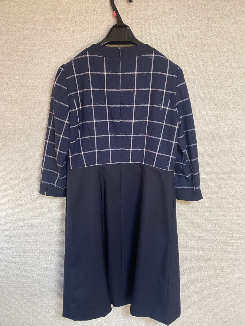 【新品未使用品】アンジョア 事務服 11号 七分袖ワンピース マトラッセチェック