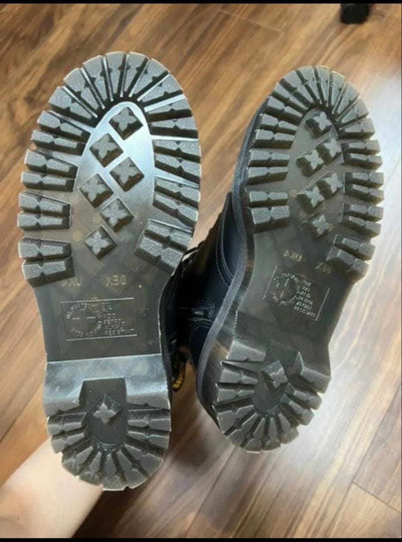ドクターマーチン JADON 8-hole boots