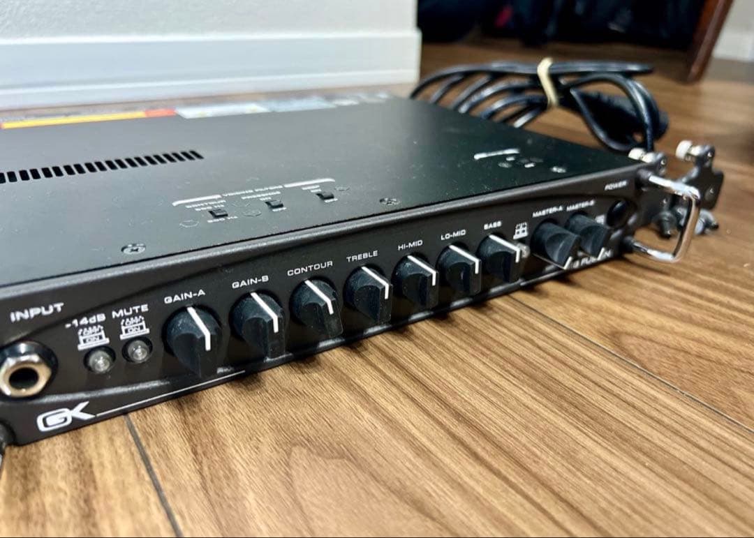 GK MB Fusion ベース用ヘッドアンプ＋ラックマウンタセット