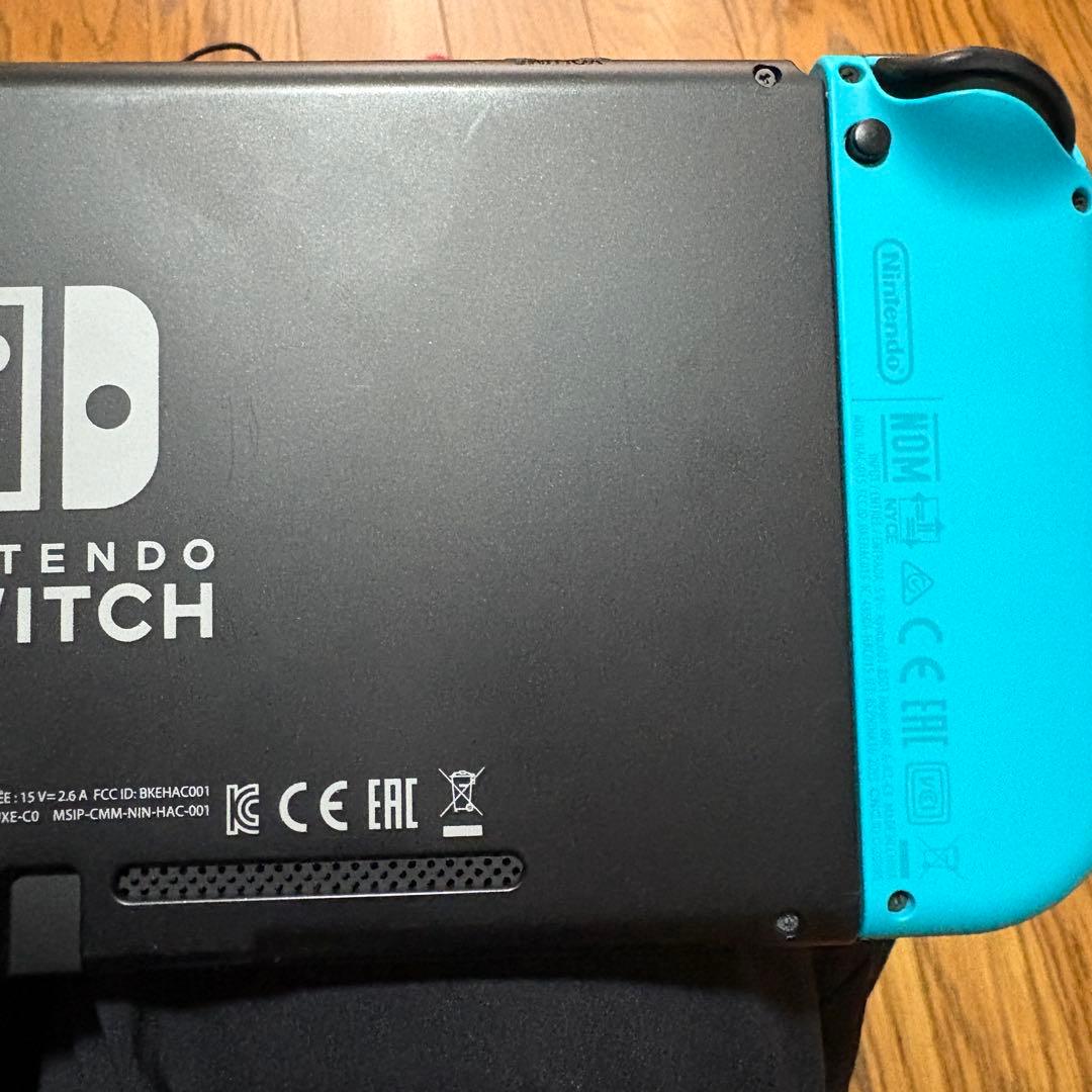 Nintendo Switch 本体　ジョイコン付き