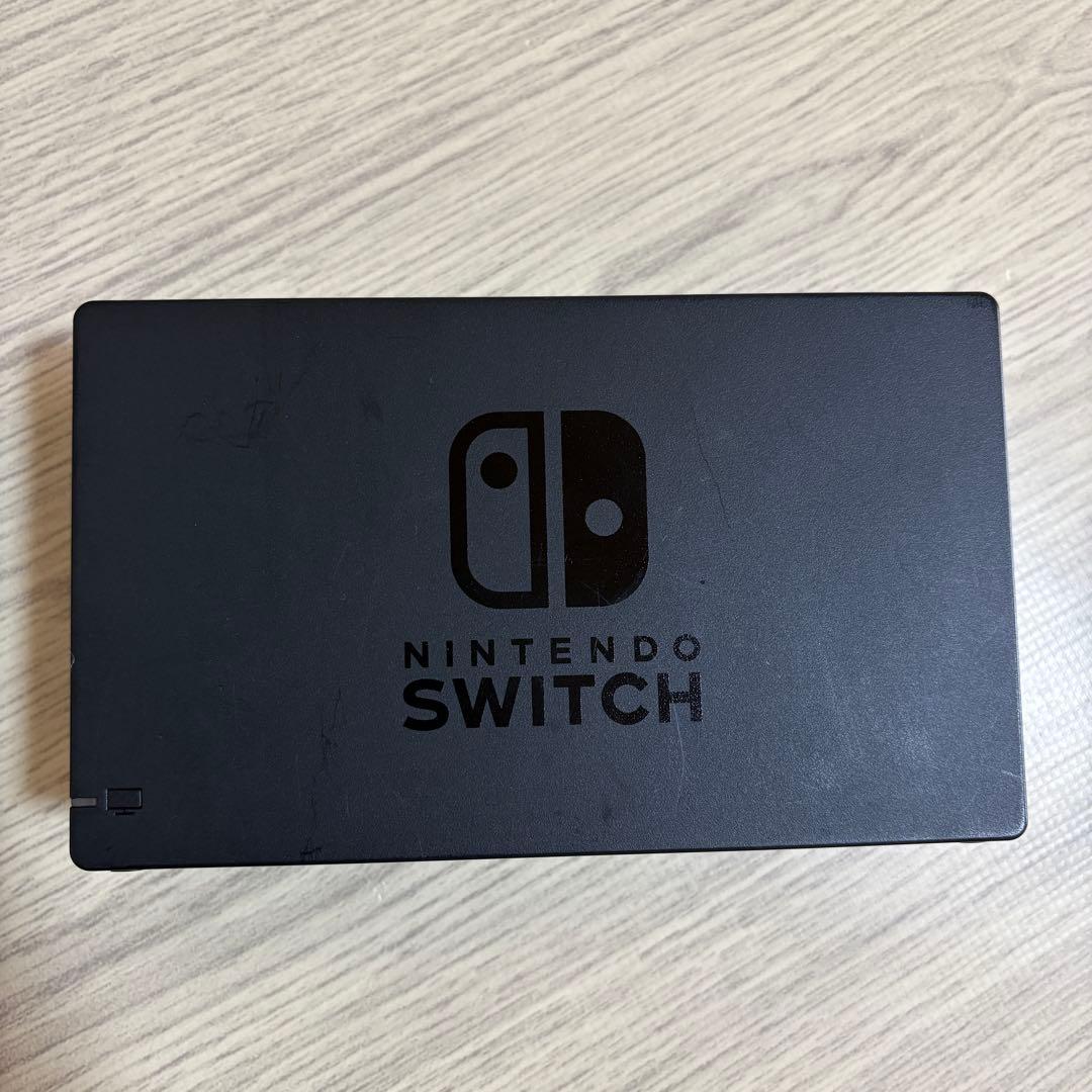 Nintendo Switch 本体　ジョイコン付き