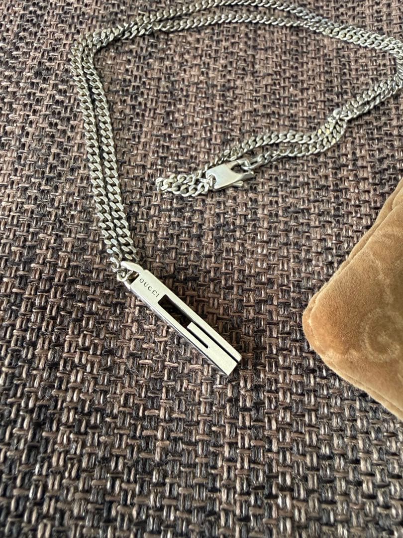 GUCCI グッチ　シルバーネックレス