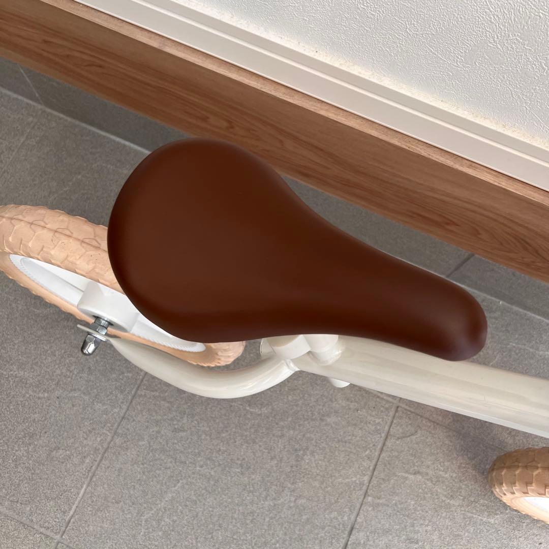 バランスバイク・ペダルなし自転車　roomn