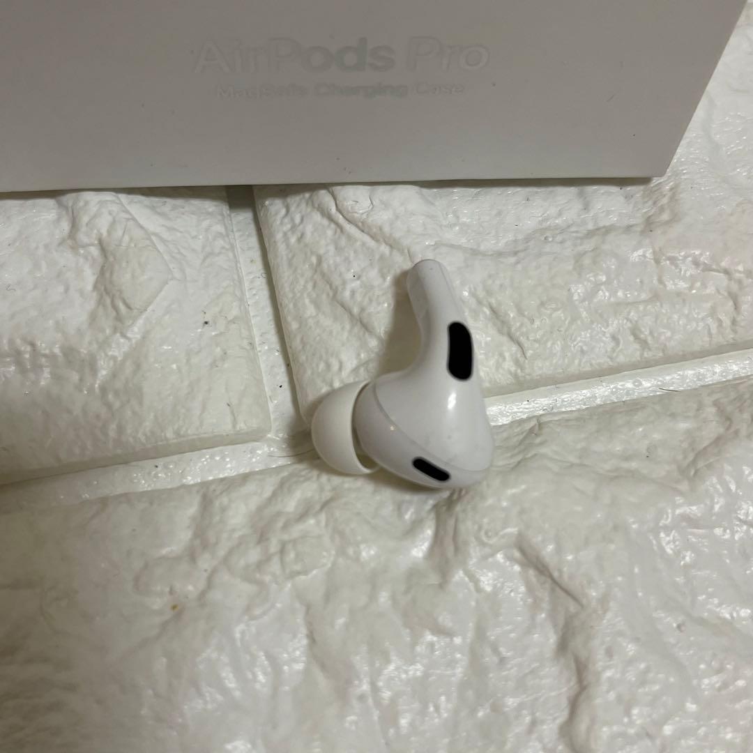 Airpods Pro 第2世代　右耳　USB-C MTJV3J A3047