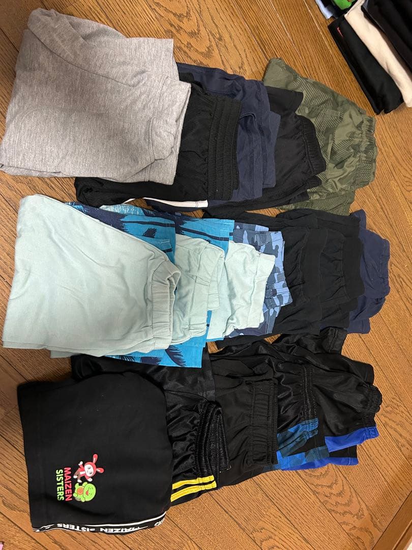 150 センチ　服、ズボン男の子　まとめ売り　53枚