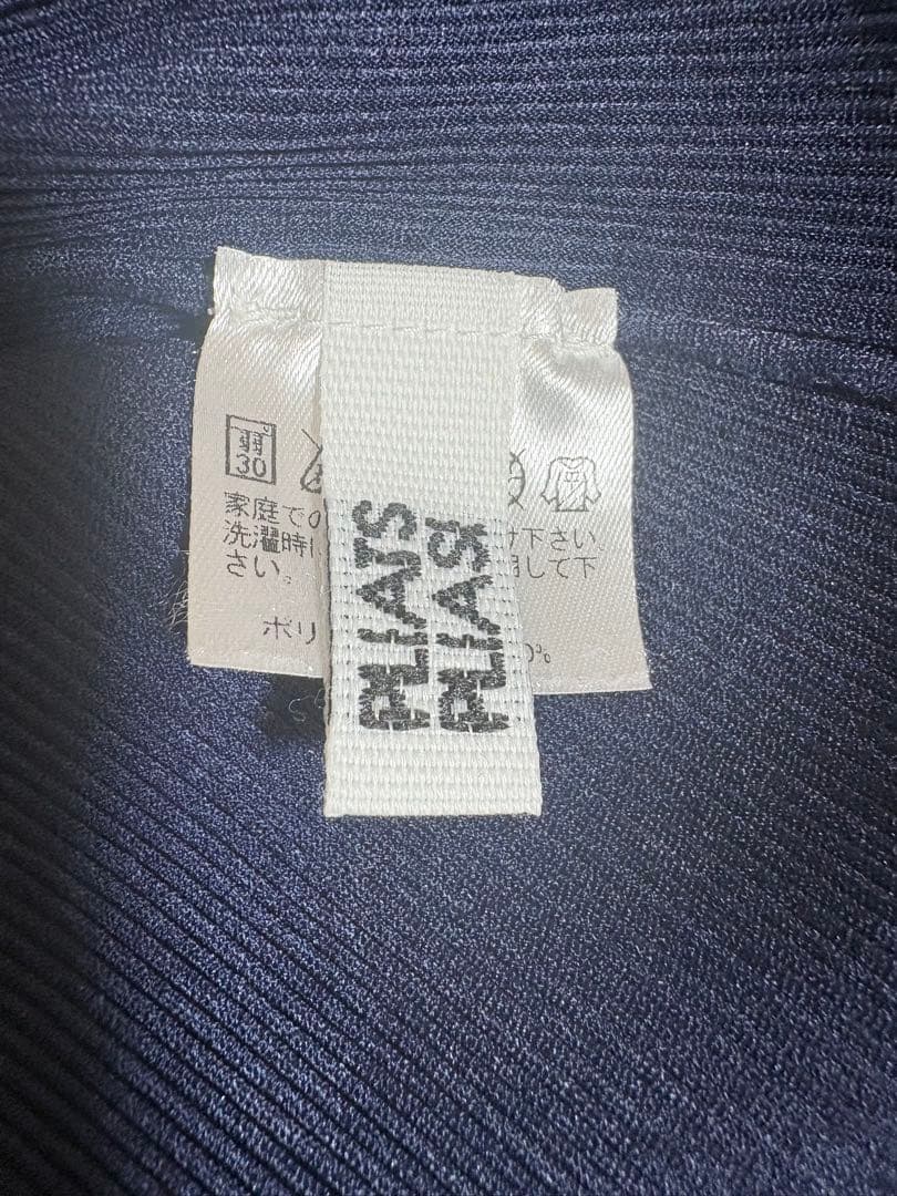ISSEY MIYAKE イッセイミヤケプリーツプリーズ