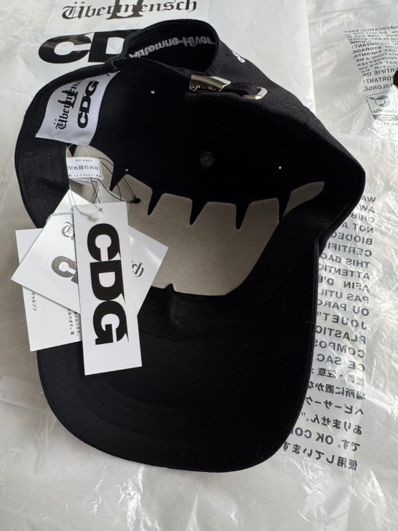 未使用　ギャルソン　CDG G-Dragon Ubermensch　キャップ