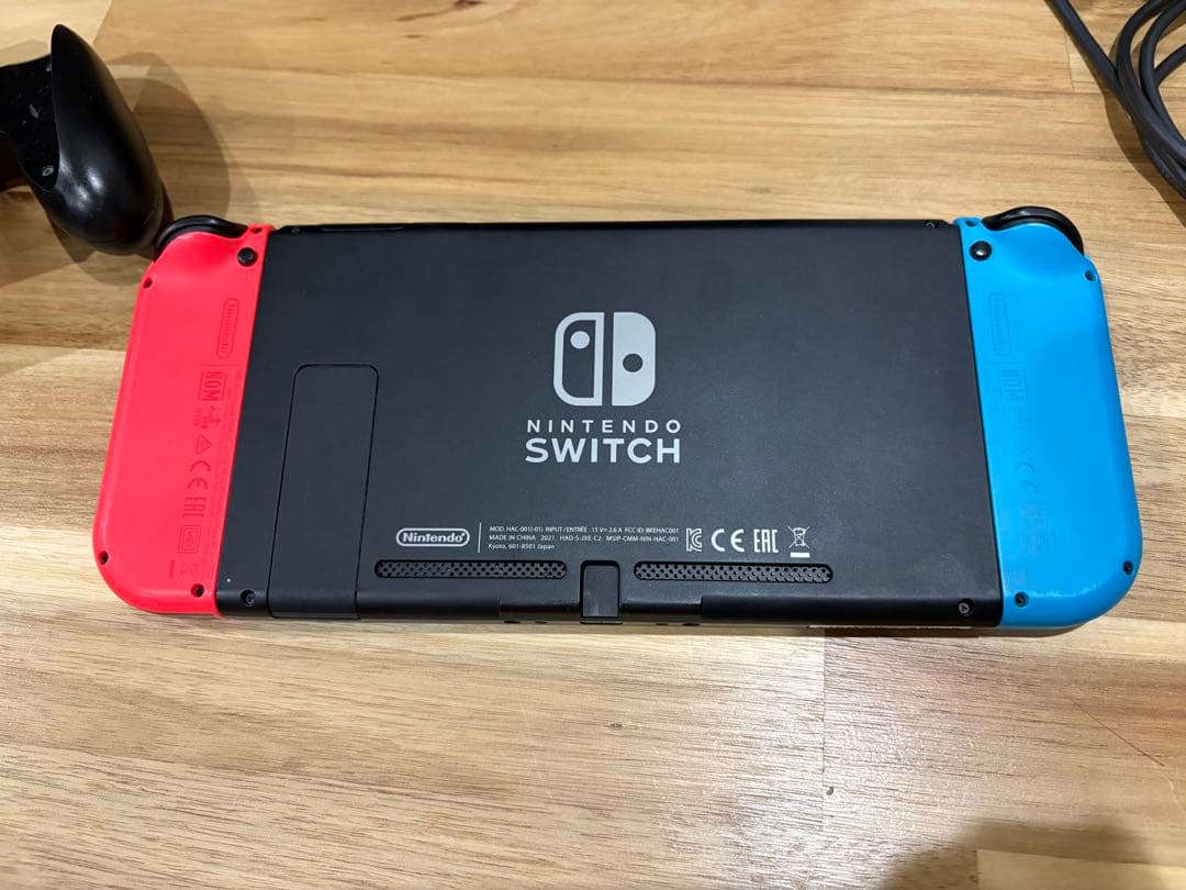 Nintendo Switch 本体 箱無し　ケース付き