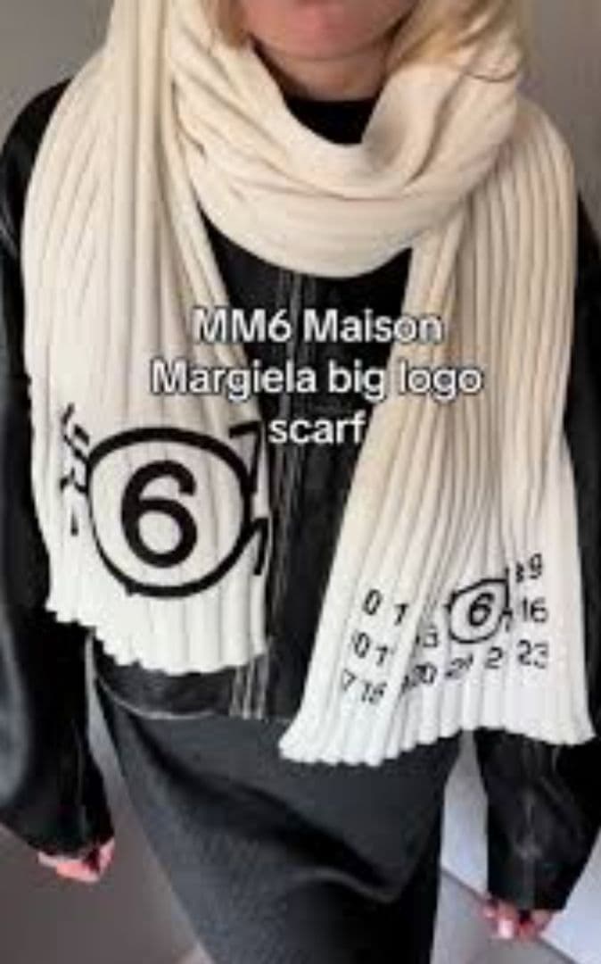 MM6 Maison Margiela ロゴ刺繍ニットマフラー