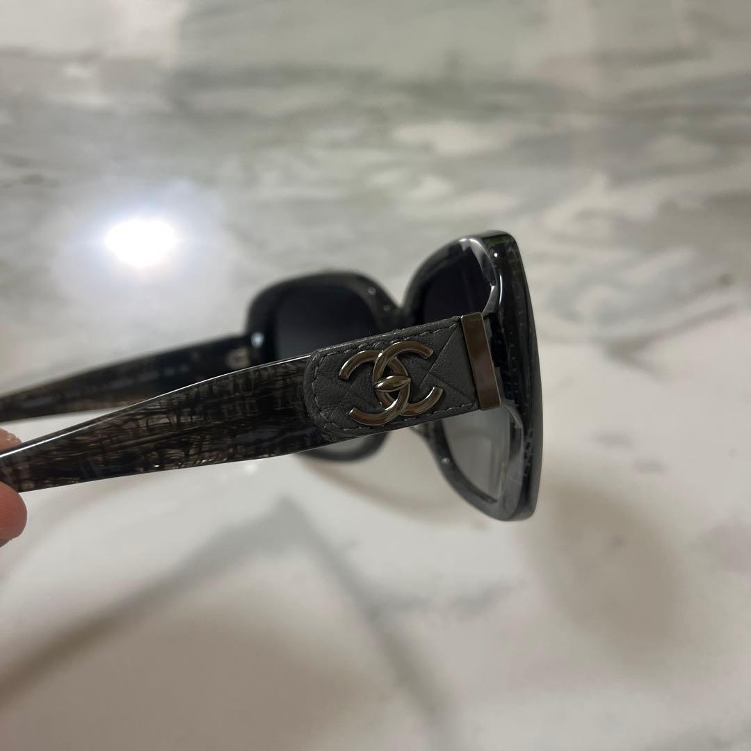 Chanel キャットアイ サングラス ブラック