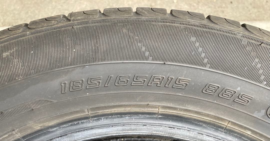 DUNLOP 185/65R15 25年製 夏タイヤ 【南-168 ①】