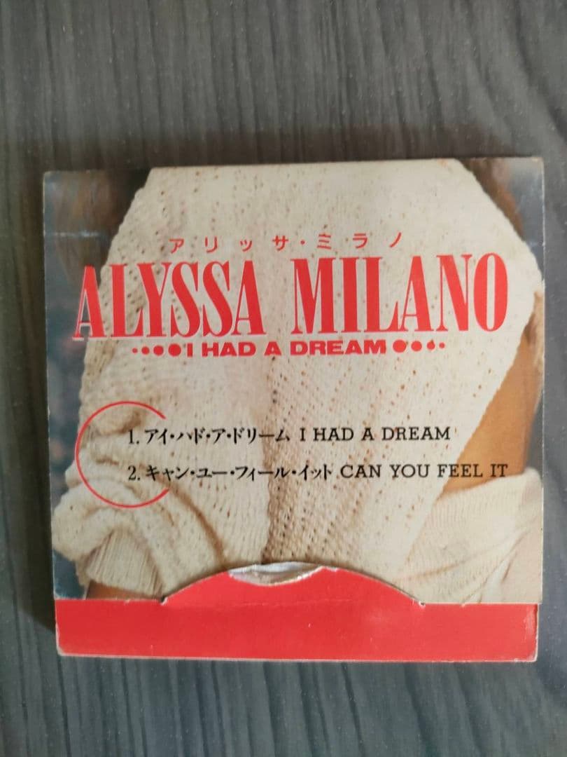 Alyssa Milanoのシングル「I Had a Dream」、2曲収録。