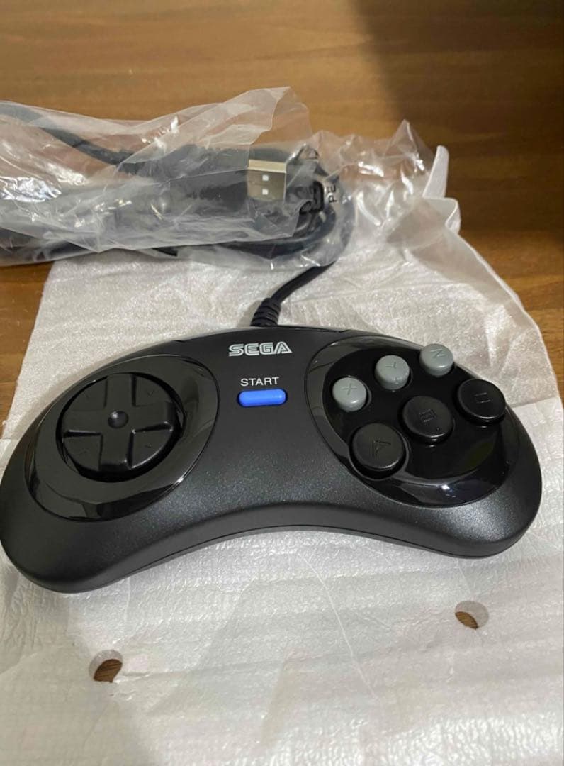 【新品未使用】ファイティングパッド　6B メガドライブミニ　コントローラー