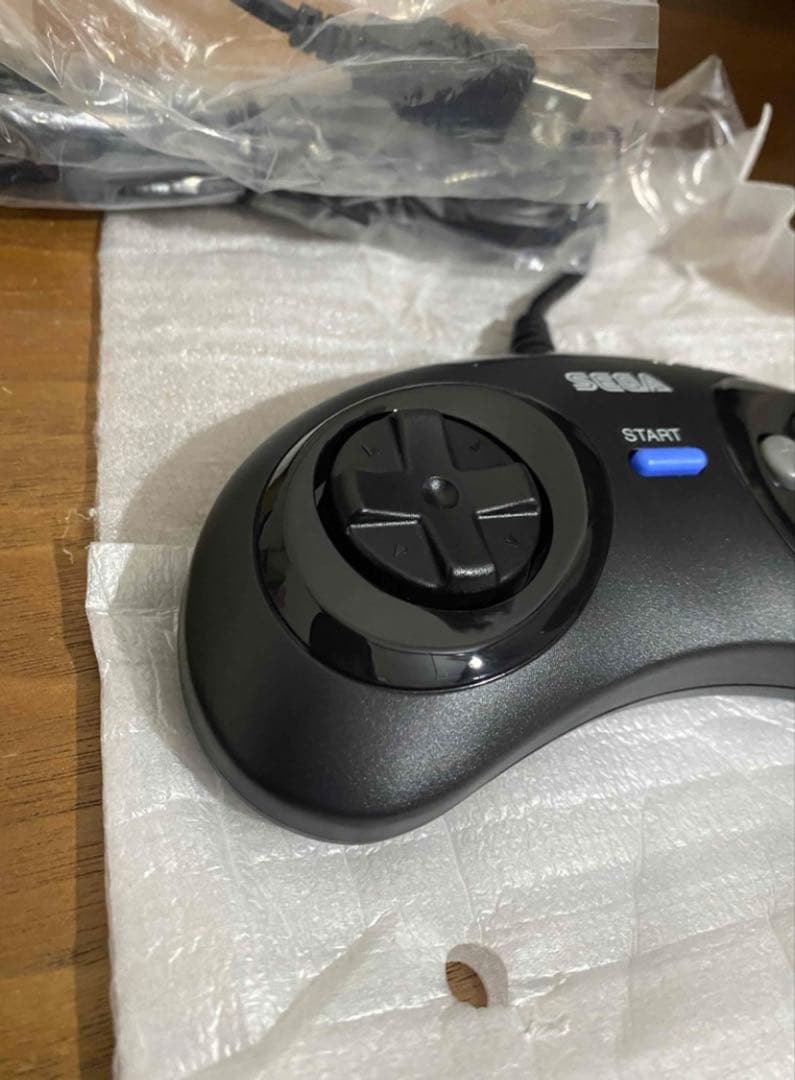 【新品未使用】ファイティングパッド　6B メガドライブミニ　コントローラー