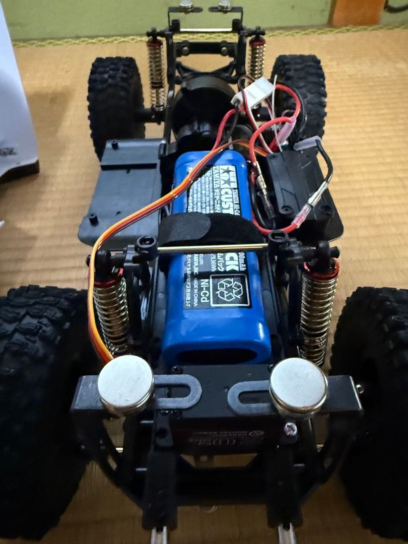 アキシャルSCX10Ⅱ ハードボディ付きクローン　メカセット