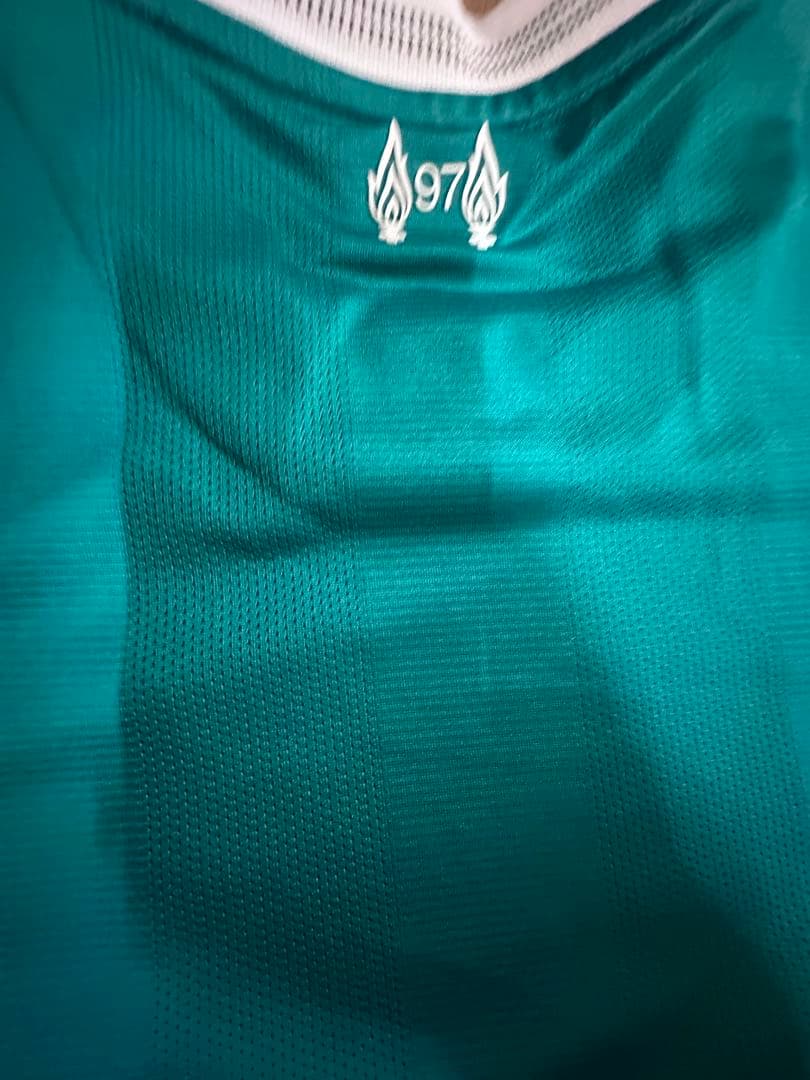 【美品】リヴァプール 3rd サードユニフォーム 半袖 liverpool