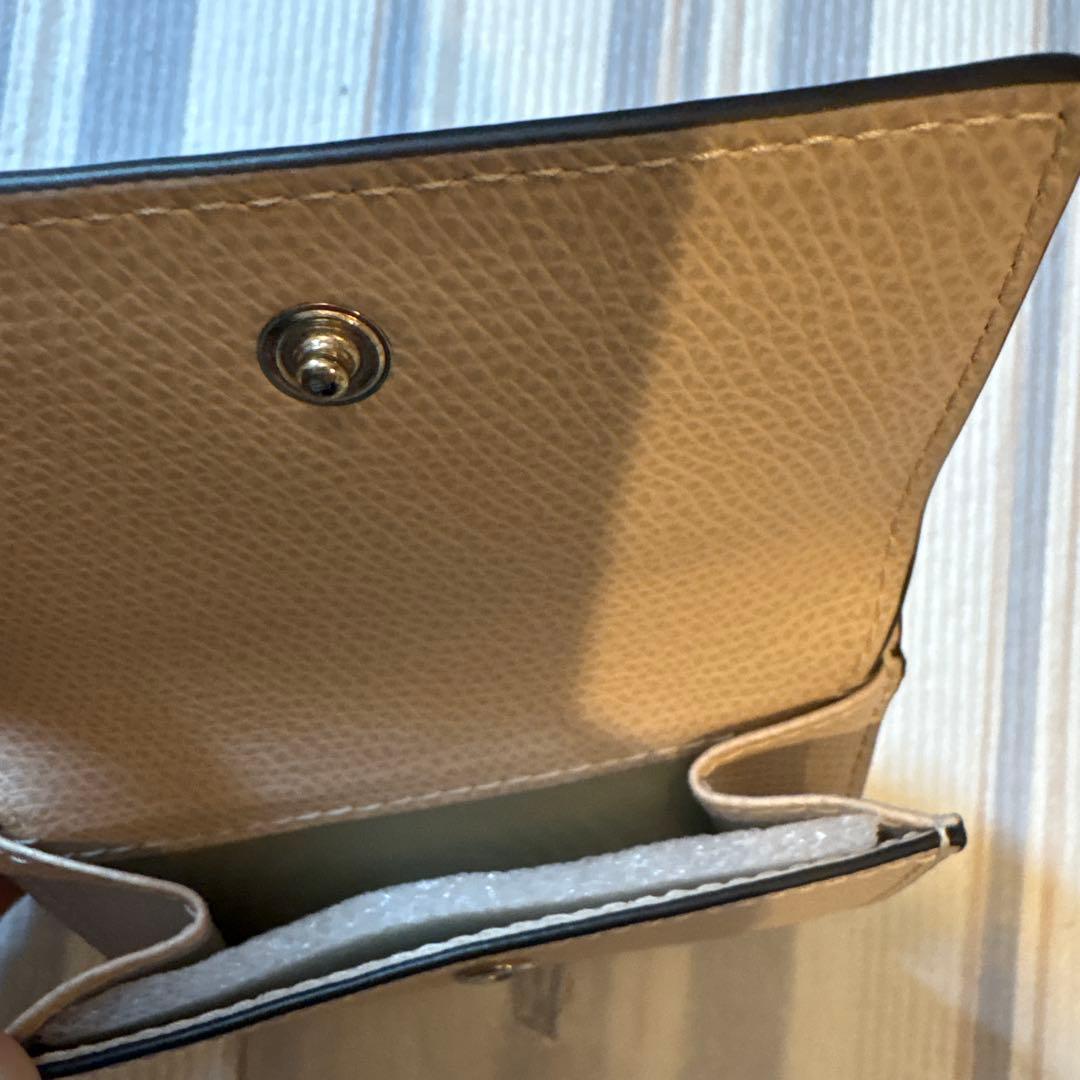 新品未使用★フルラFURLA 三つ折り財布 ベージュ
