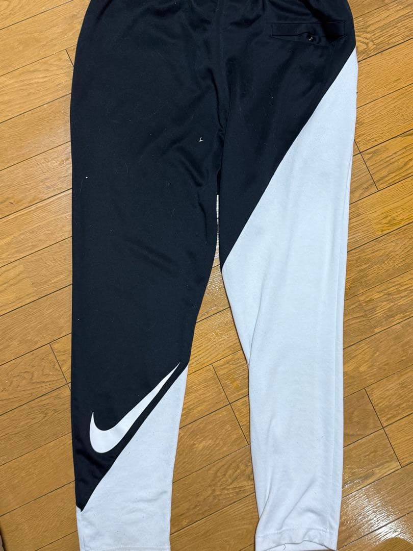Nike ジャージ上下セット ブラック/ホワイト
