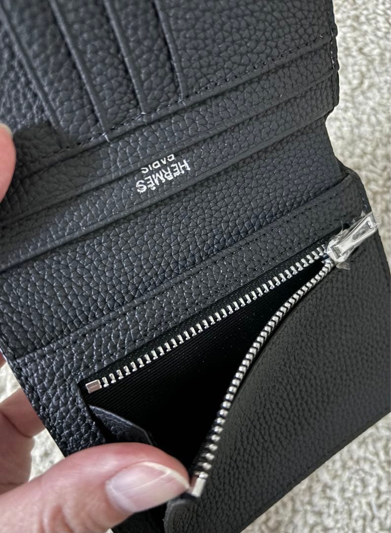 極美品⭐︎ べアン H 二つ折り財布 新品未使用 ノベルティ