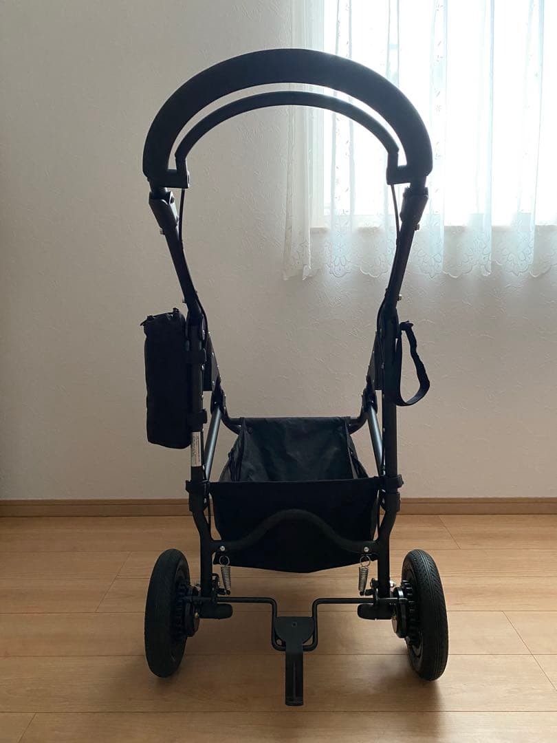 【美品】エアバギー 黒 AIRBUGGY ココブレーキ フレームのみ 犬カート